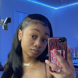 Meet your Posher, Shaniya